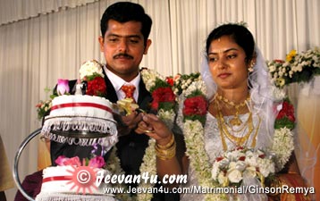 GINSON REMYA Marriage Pics Kerala India